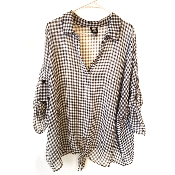 bobeau Tops - Black and white gingham sheer top 2x B5